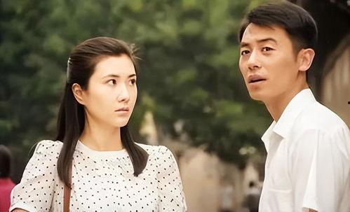 正阳门下女演员,女性角色的命运与成长轨迹