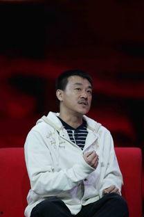 何冰个人资料简介,从舞台到荧屏，演绎人生百态的演技派演员